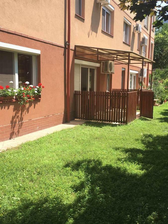 Rose Apartman Дебрецен Екстер'єр фото